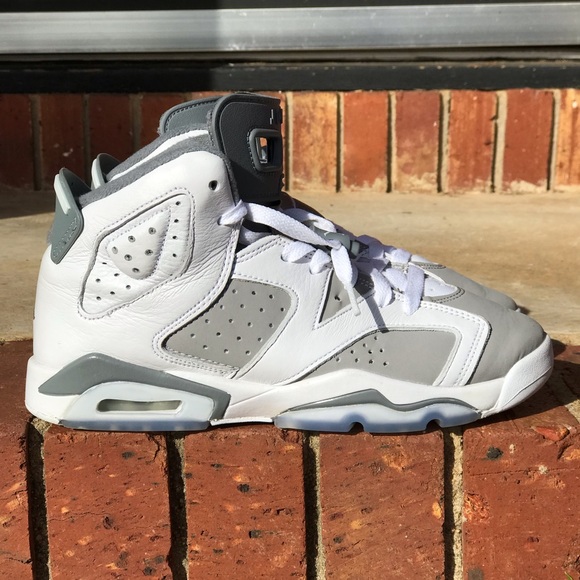 Air Jordan Retro 6 Cool Grey GS 2023 Size 6Y / 7.5 Wmns - Picture 1 of 8